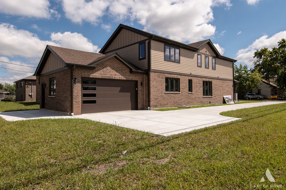 House in Bridgeview, Illinois, United States 4 - 18330101