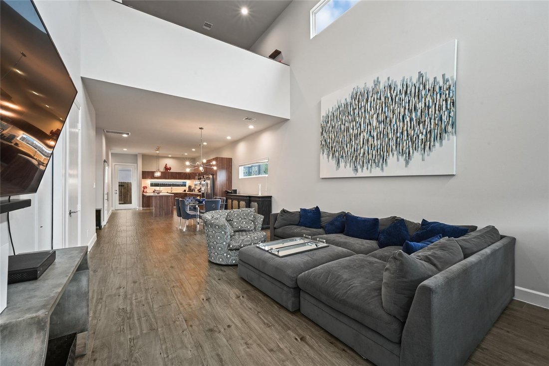 House in Houston, Texas, United States 3 - 18331200