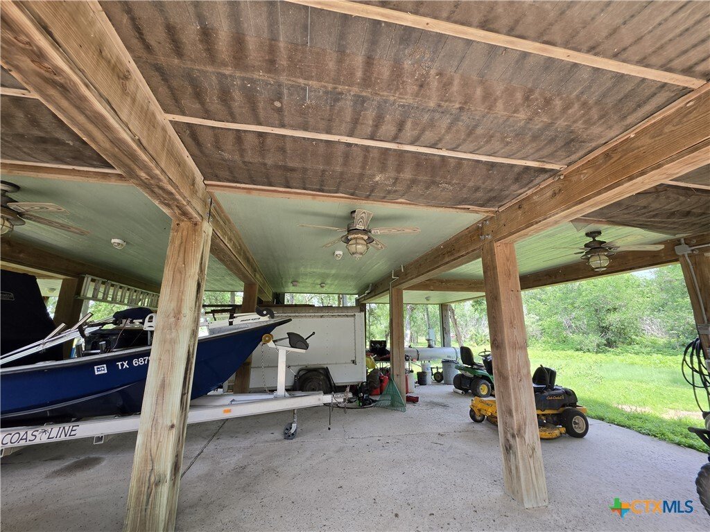 House in Tivoli, Texas, United States 5 - 18326819