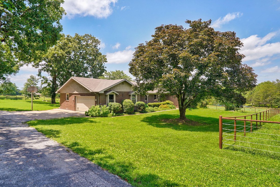 House in Rogersville, Missouri, United States 2 - 17750327