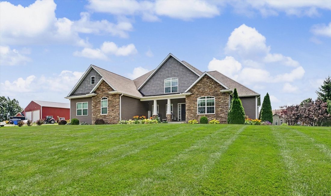 House in Monticello, Illinois, United States 3 - 18330089