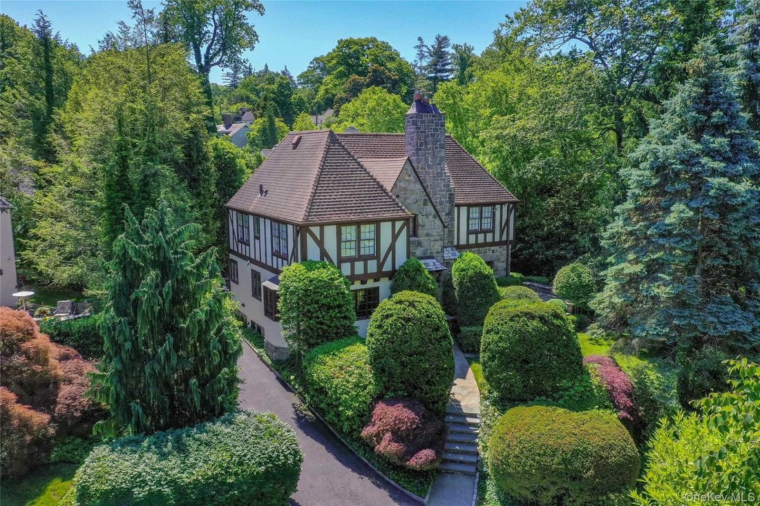 House in Bronxville, New York, United States 1 - 18088096