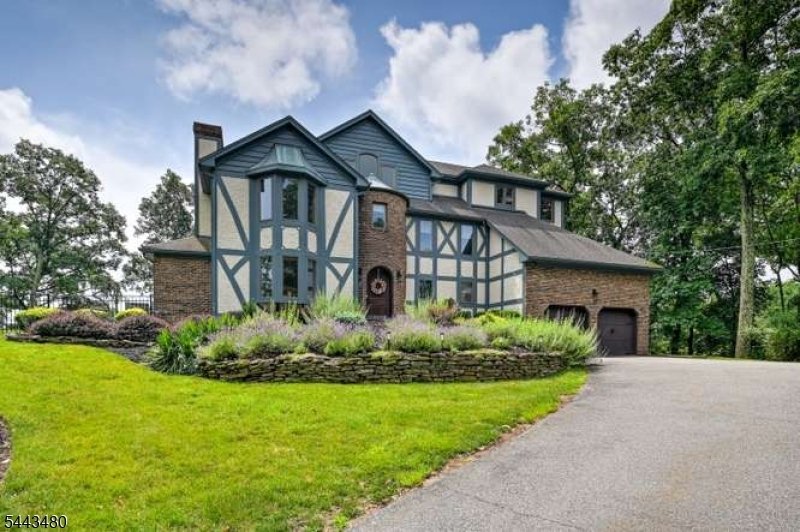 House in Sparta, New Jersey, United States 1 - 18332226