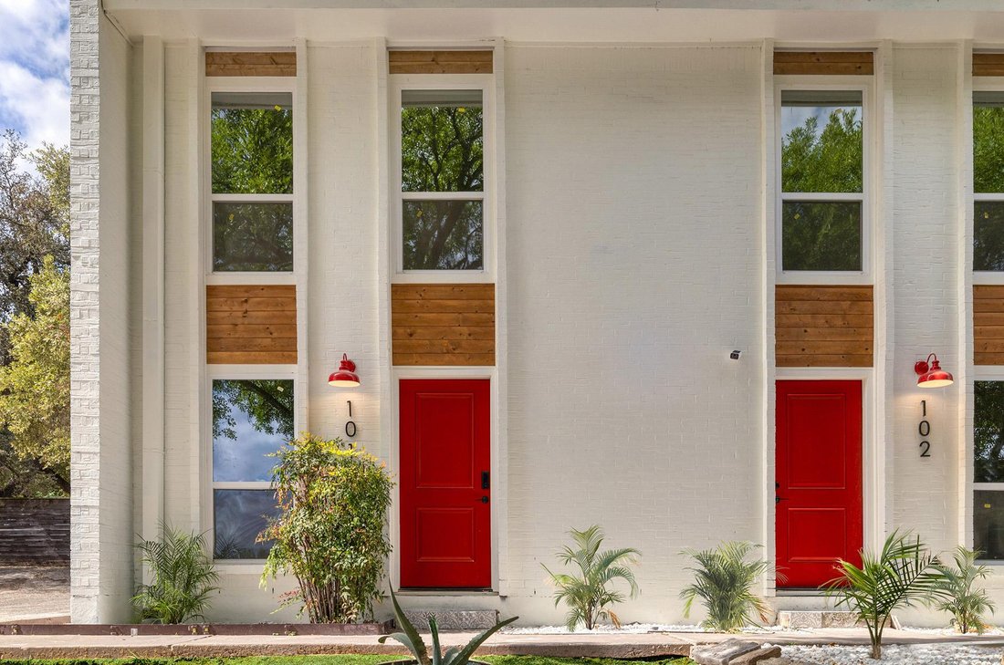 Austin, Texas, United States 2 - 18330845