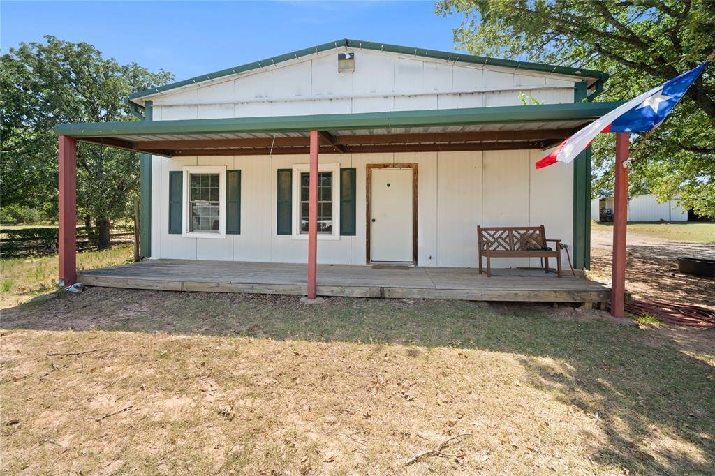 House in Tool, Texas, United States 3 - 18331524