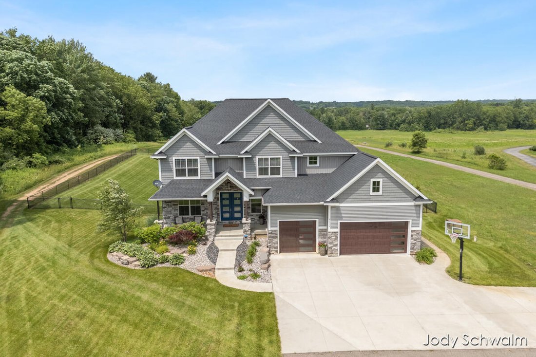 House in Rockford, Michigan, United States 1 - 18329580