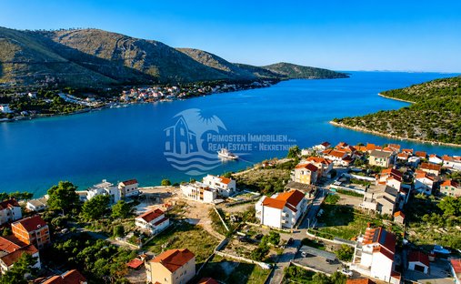 Apartment in Grebastica, Sibenik-Knin County, Croatia 1