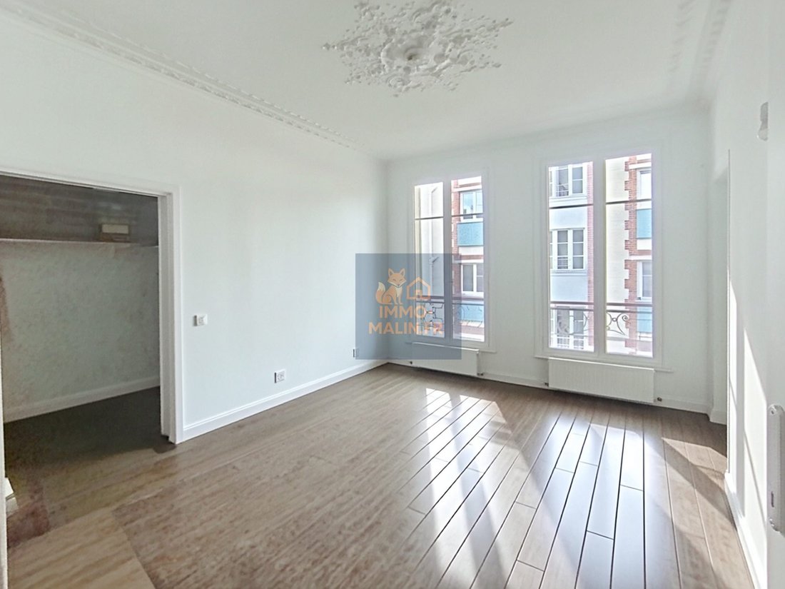 Apartment in Amiraux-Simplon-Poissonniers, Paris 18e Arrondissement, Paris 5 - 18332342
