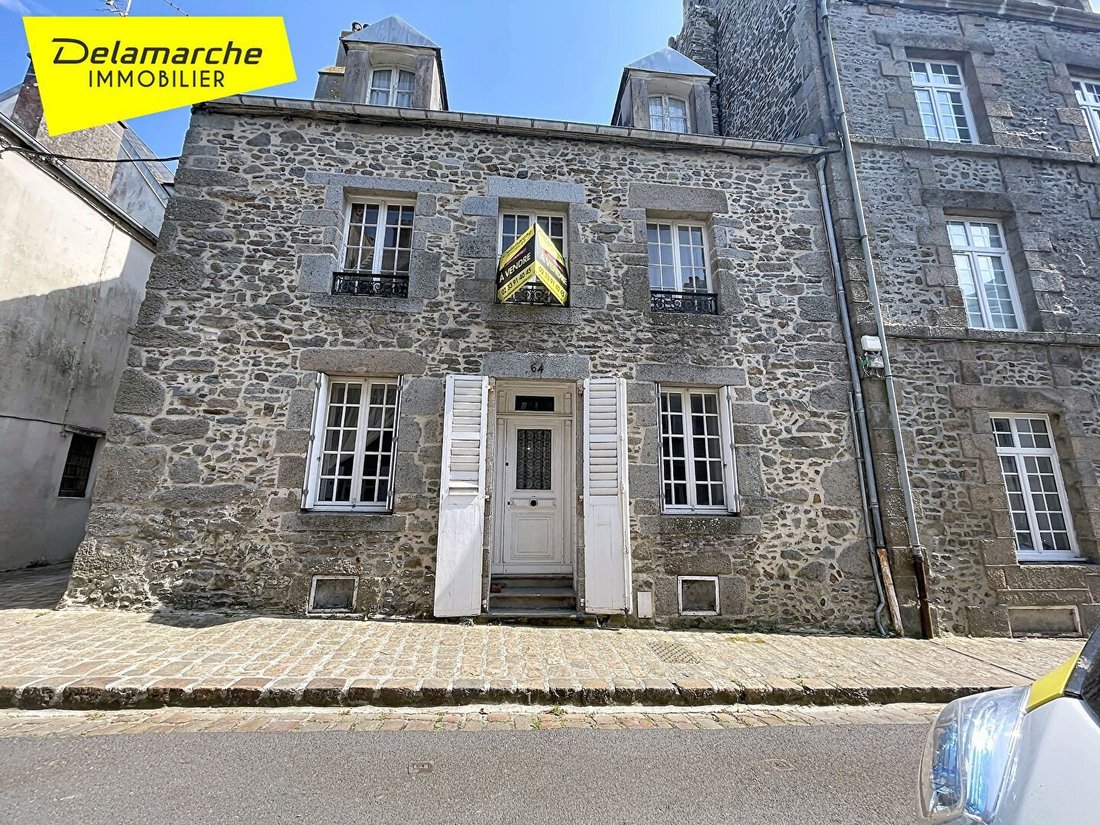 House in Granville, Normandy, France 1 - 18330447