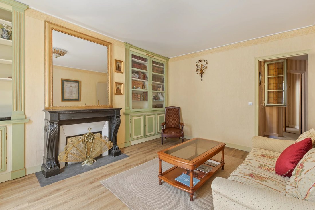 Apartment in Palais Royal, Paris 1er Arrondissement, Paris 2 - 18328373
