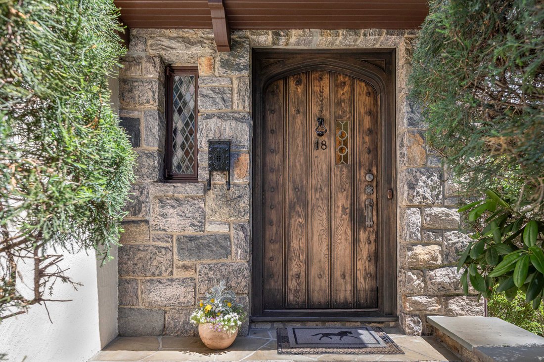 House in Bronxville, New York, United States 2 - 18088096