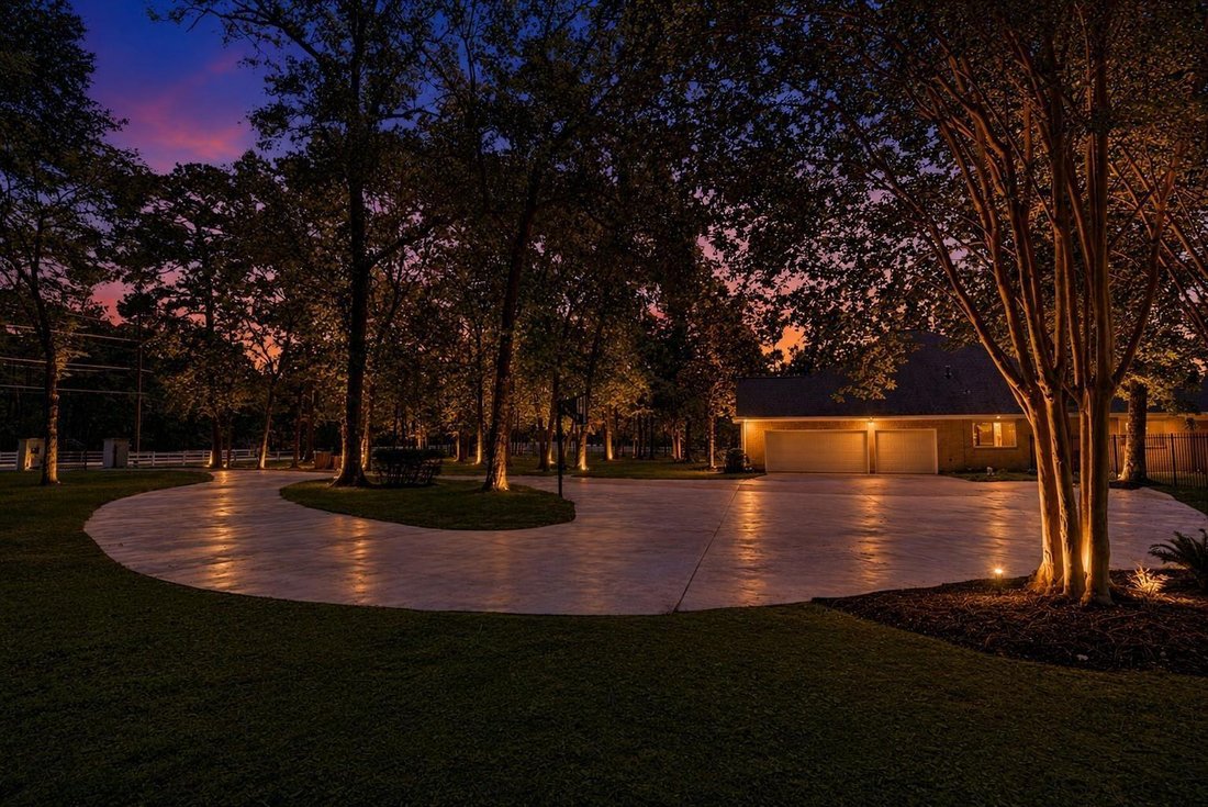 House in Conroe, Texas, United States 4 - 18327610