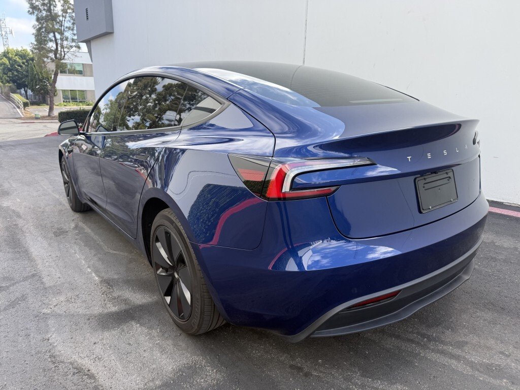 Tesla Model 3 in San Diego, CA, United States 4 - 18326851