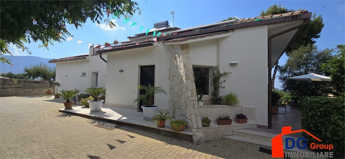 Villa in Alcamo Marina, Alcamo, Sicily 1 - 18329383