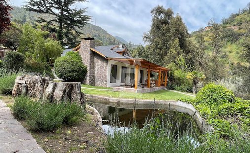 Casa en Lo Barnechea, Región Metropolitana, Chile 1