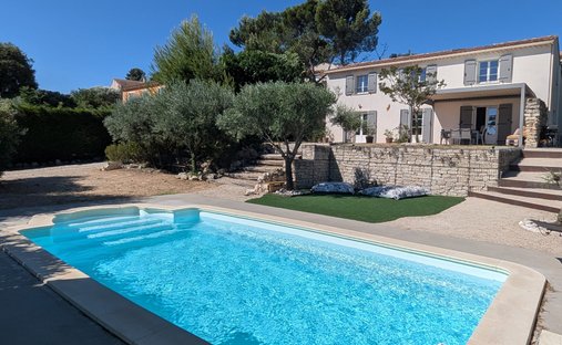 House in Châteauneuf-de-Gadagne, Provence-Alpes-Côte d'Azur, France 1