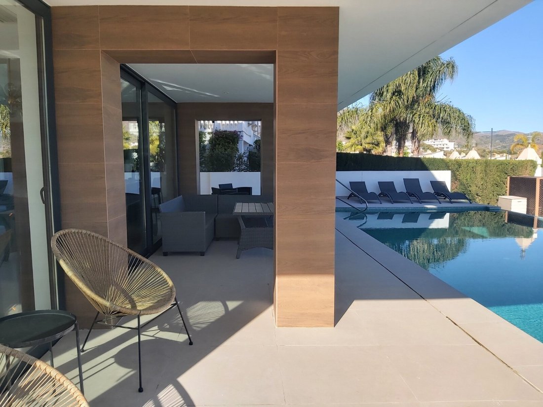 Villa in Estepona, Andalusia, Spain 4 - 18327014