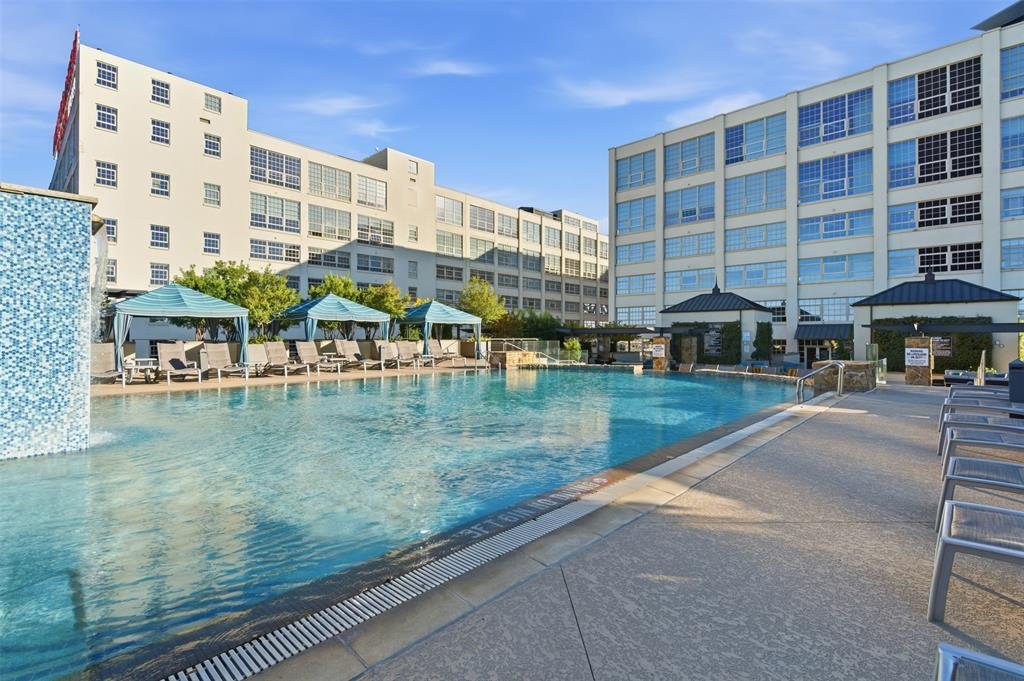 Condo in Fort Worth, Texas, United States 4 - 18331398