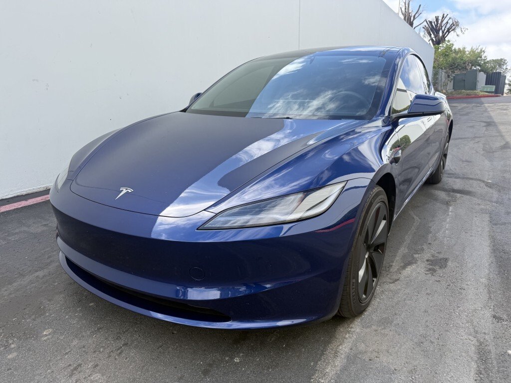 Tesla Model 3 in San Diego, CA, United States 1 - 18326851