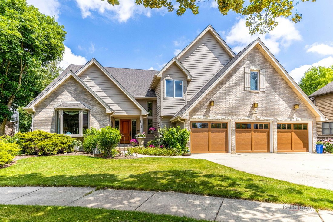 House in Elgin, Illinois, United States 2 - 18327475