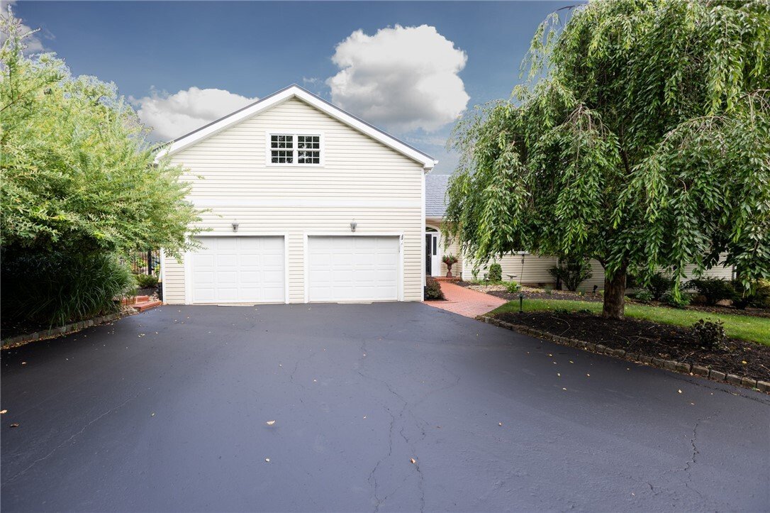 House in Mount Lebanon, Pennsylvania, United States 4 - 18326589