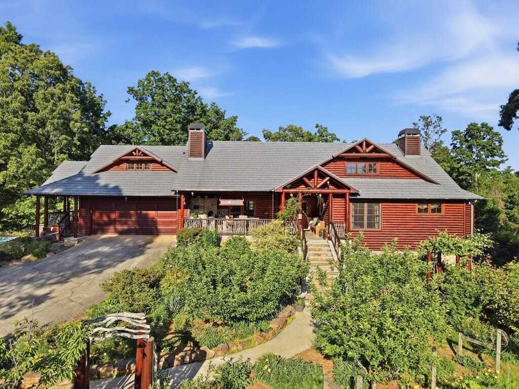House in Clarkesville, Georgia, United States 3 - 18161655