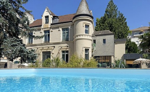 House in Pau, Nouvelle-Aquitaine, France 1