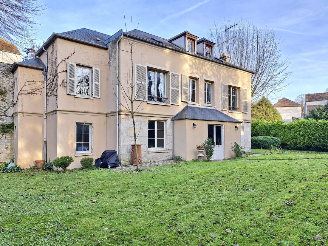 House in Senlis, Hauts-de-France, France 1 - 18330420
