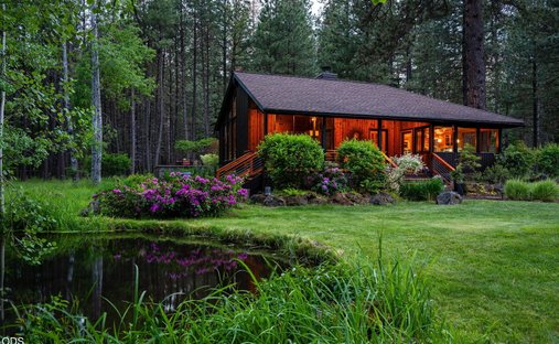 House in Camp Sherman, Oregon, United States 1