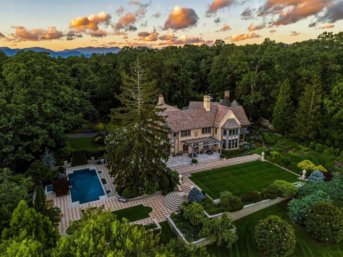 House in Asheville, North Carolina, United States 3 - 18332227