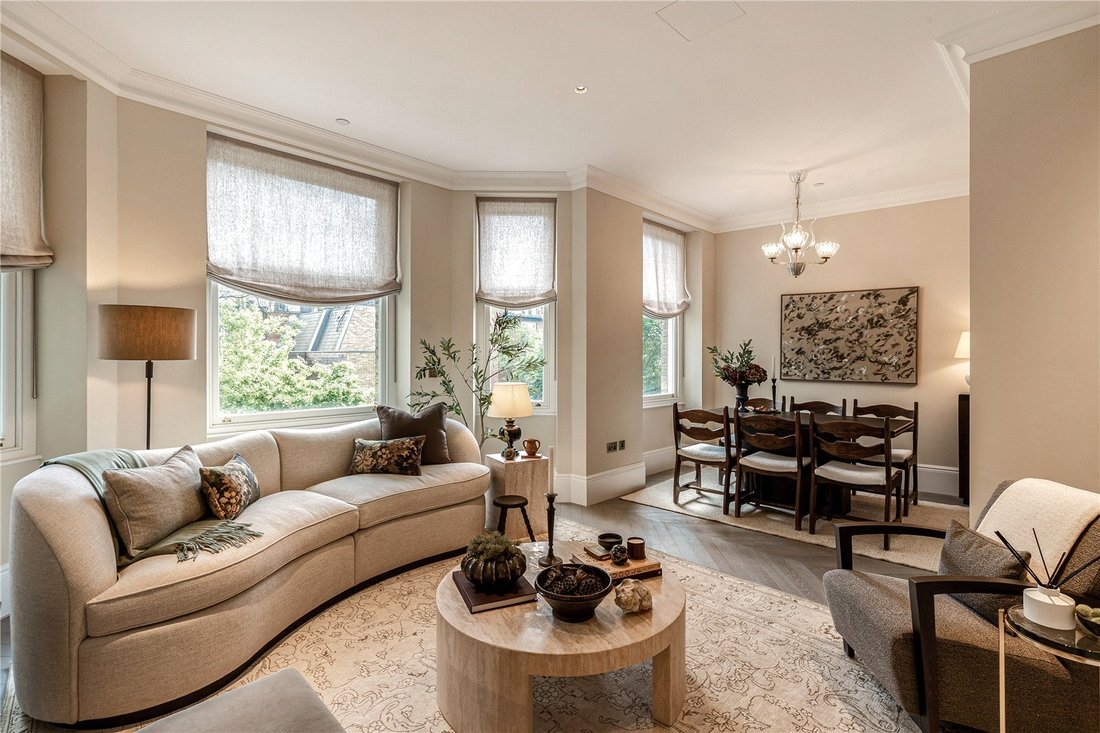 Apartment in Campden Hill, Kensington And Chelsea, England 1 - 17989337