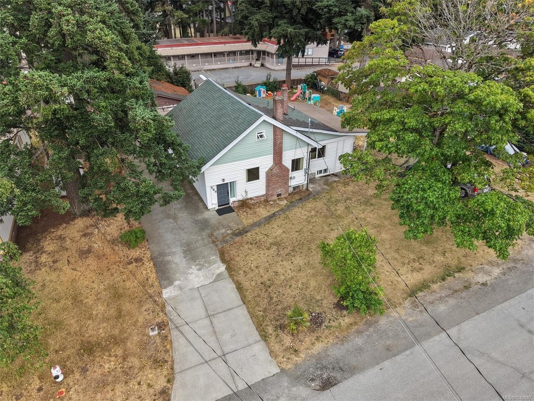 House in Colwood, British Columbia, Canada 1 - 18331780