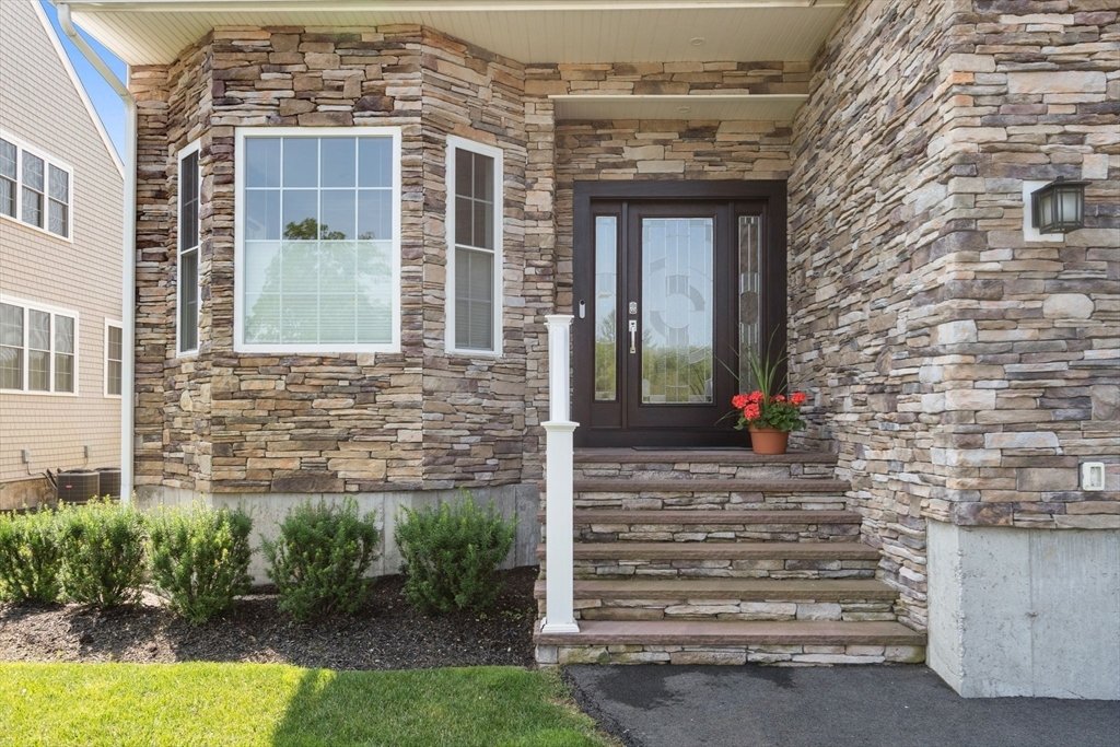 Townhouse in Sharon, Massachusetts, United States 1 - 18328119