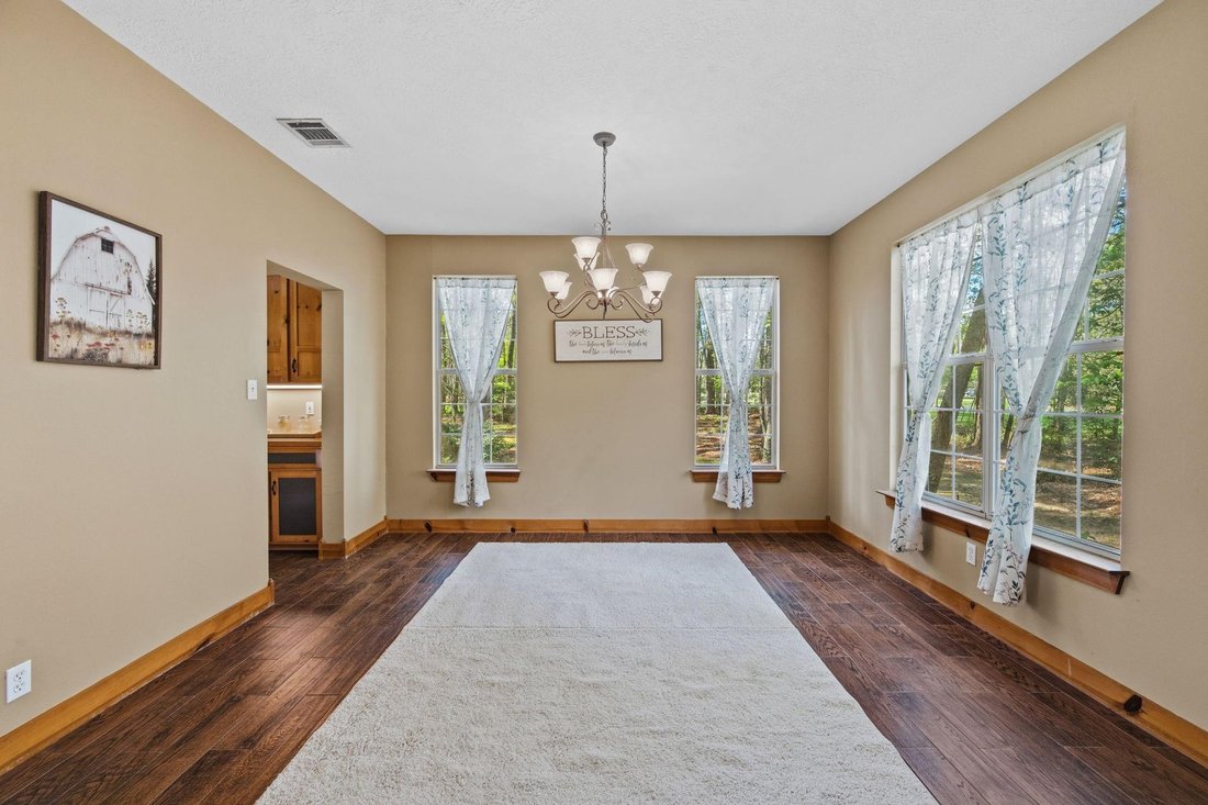 House in New Caney, Texas, United States 5 - 18327659