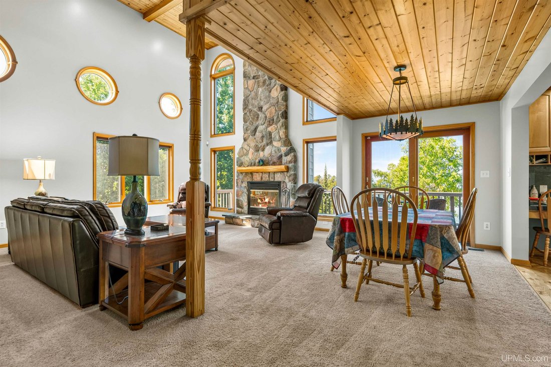 House in Eagle Harbor, Michigan, United States 5 - 18326798