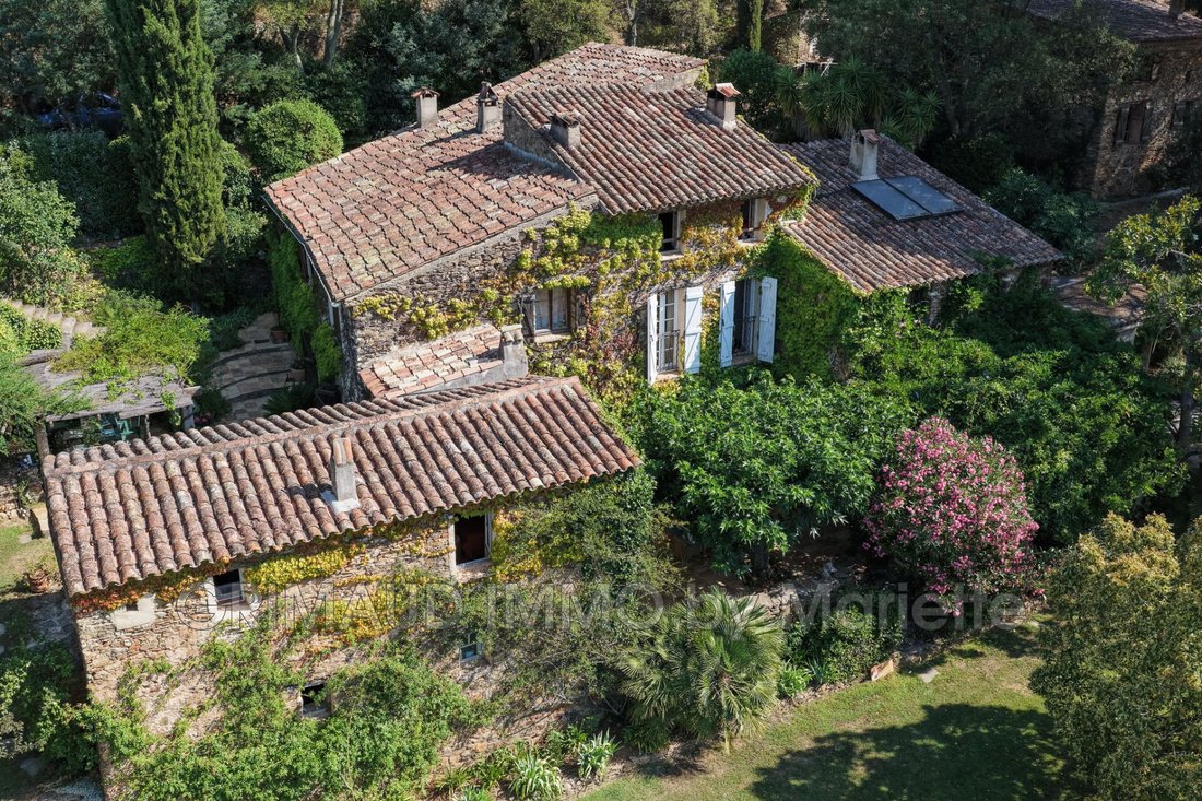 Villa in La Garde-Freinet, Provence-Alpes-Côte d'Azur, France 3 - 18328103