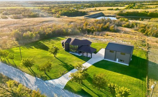 House in Decatur, Texas, United States 1