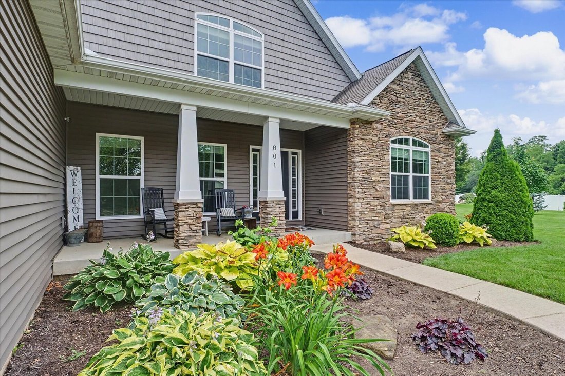 House in Monticello, Illinois, United States 4 - 18330089