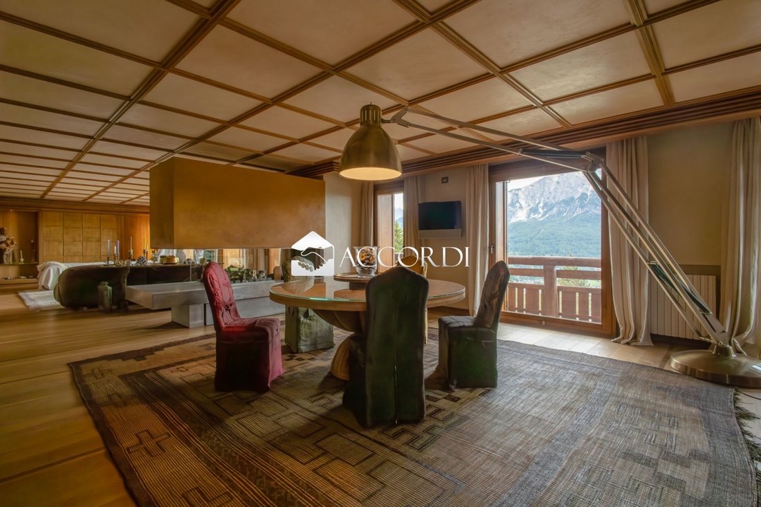 Villa a Cortina d'Ampezzo, Veneto, Italia 5 - 18328231
