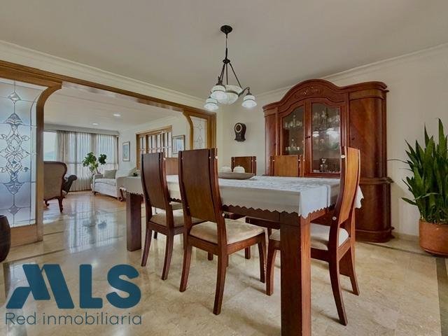 Apartment in Medellín, Antioquia, Colombia 3 - 18327365