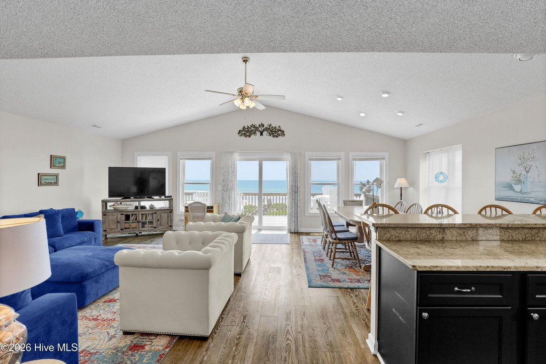 Townhouse in North Topsail Beach, North Carolina, United States 5 - 17864393