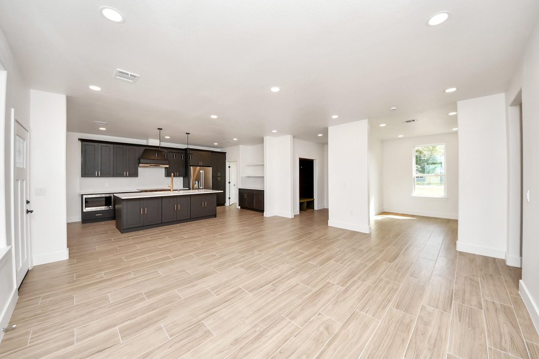 House in Rosharon, Texas, United States 4 - 18331353