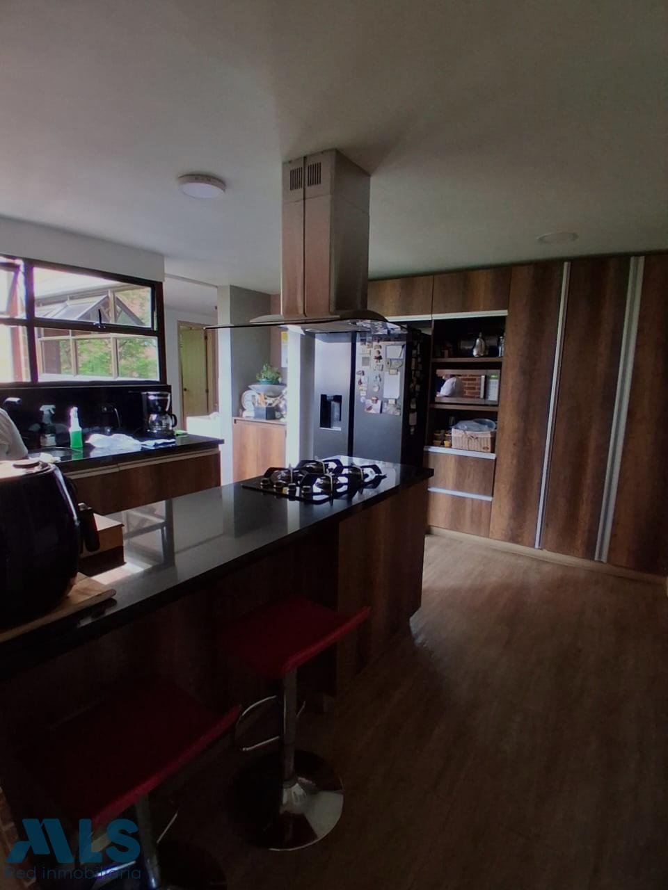 Apartment in Medellín, Antioquia, Colombia 1 - 18327396