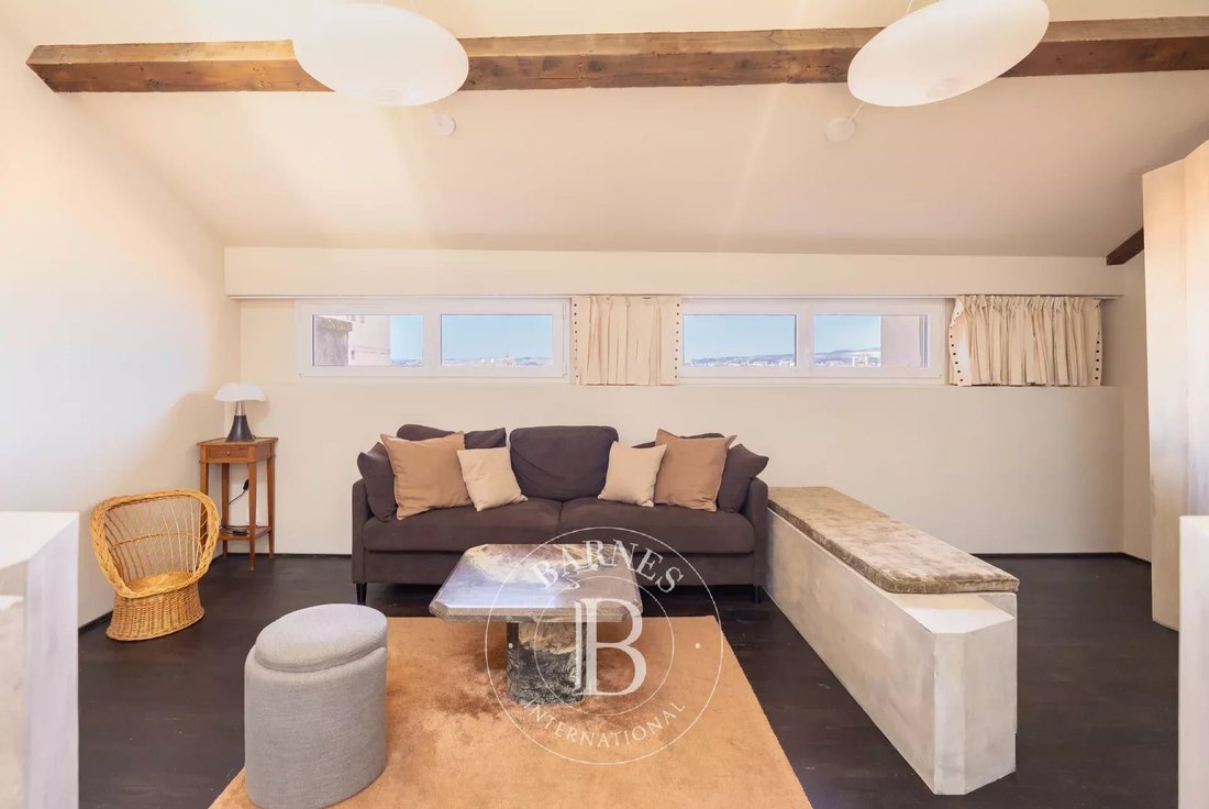 Apartment in Saint Victor, 7e Arrondissement, Marseille 5 - 18328383