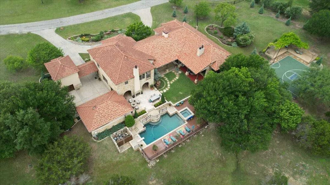 House in Aledo, Texas, United States 4 - 17831353
