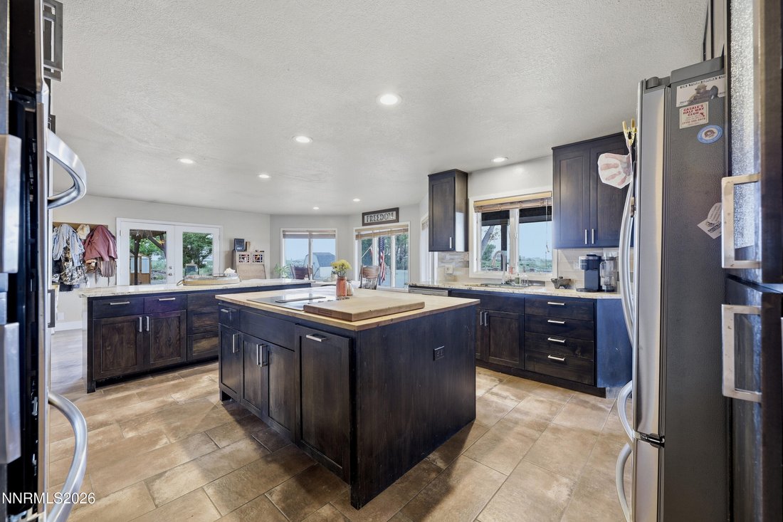 House in Fallon, Nevada, United States 5 - 18329270