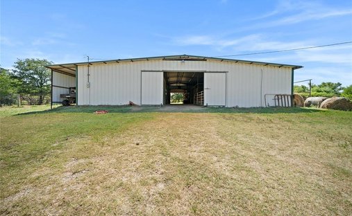 House in Tool, Texas, United States 1