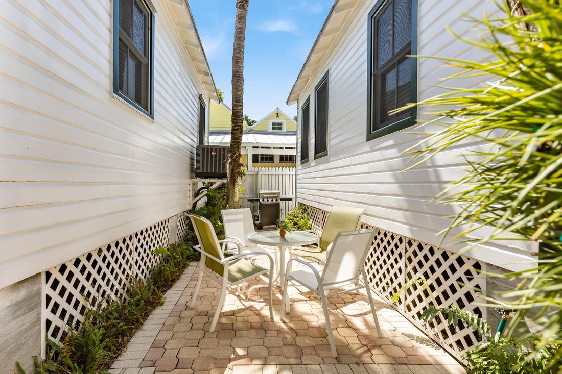 Condo in Key West, Florida, United States 4 - 18326647