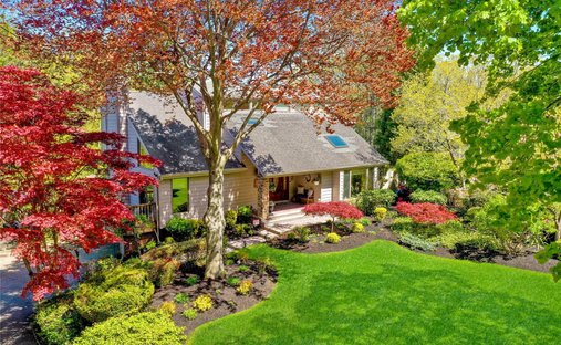 House in Kings Park, New York, United States 1