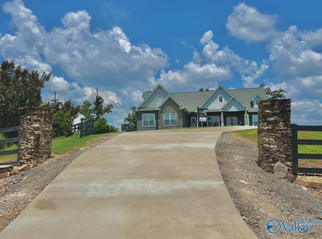 House in Cedar Bluff, Alabama, United States 3 - 17549156